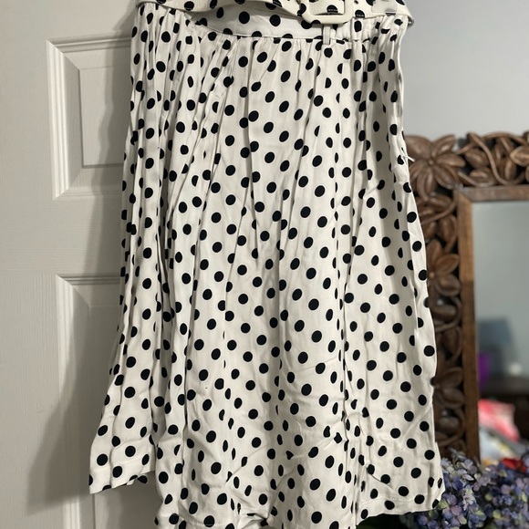 ModCloth white with black polka dot belted skirt, size medium - Picture 5 of 5